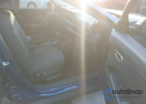 2025 Kia K4 Lxs z USA, uszkodzony, nr VIN 3KPFT4DE1SE118809